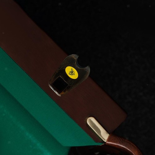 Pool cue holder for table - holder,